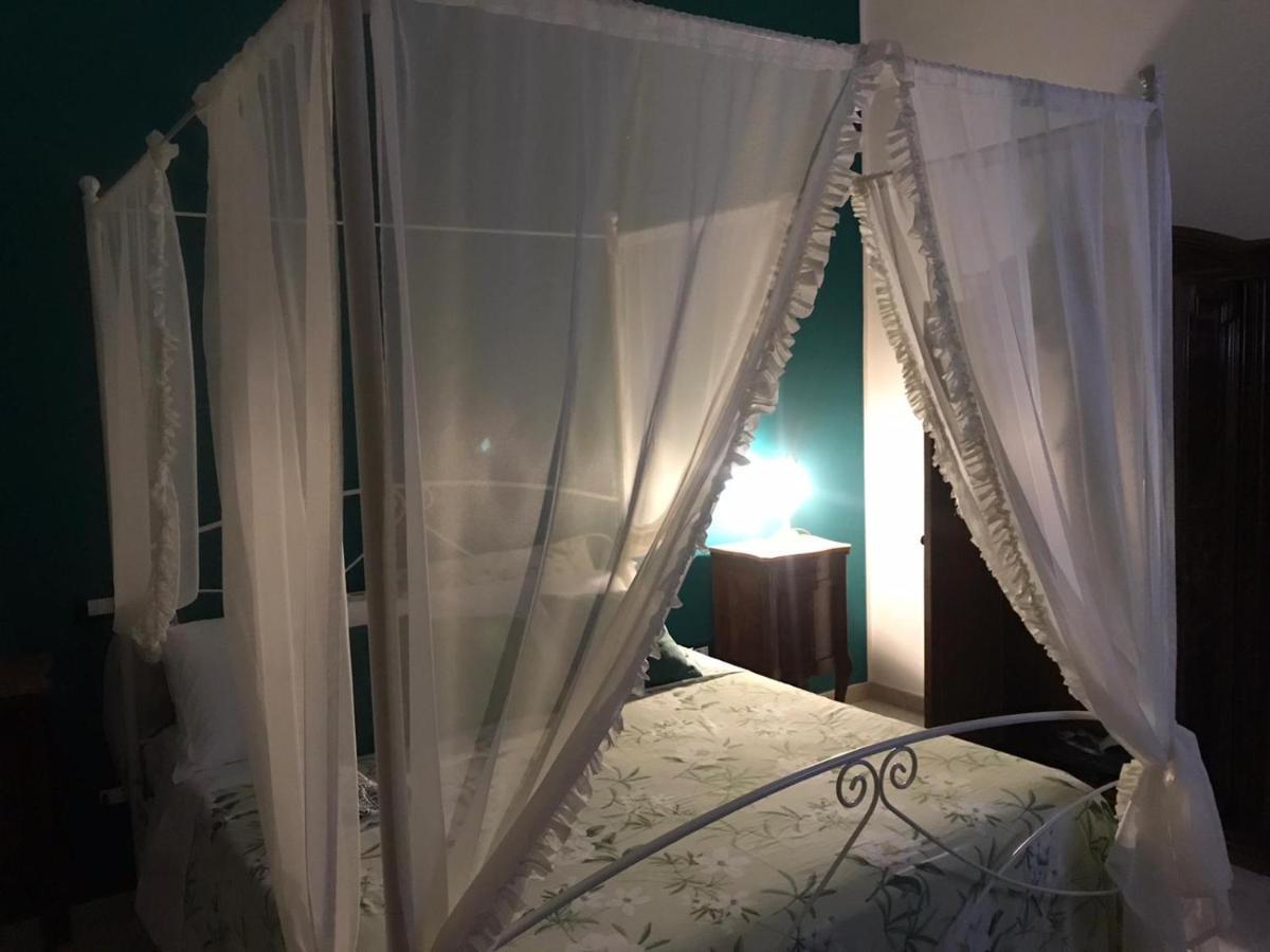 Amanda'S Dream Apartment Taranto Exterior photo